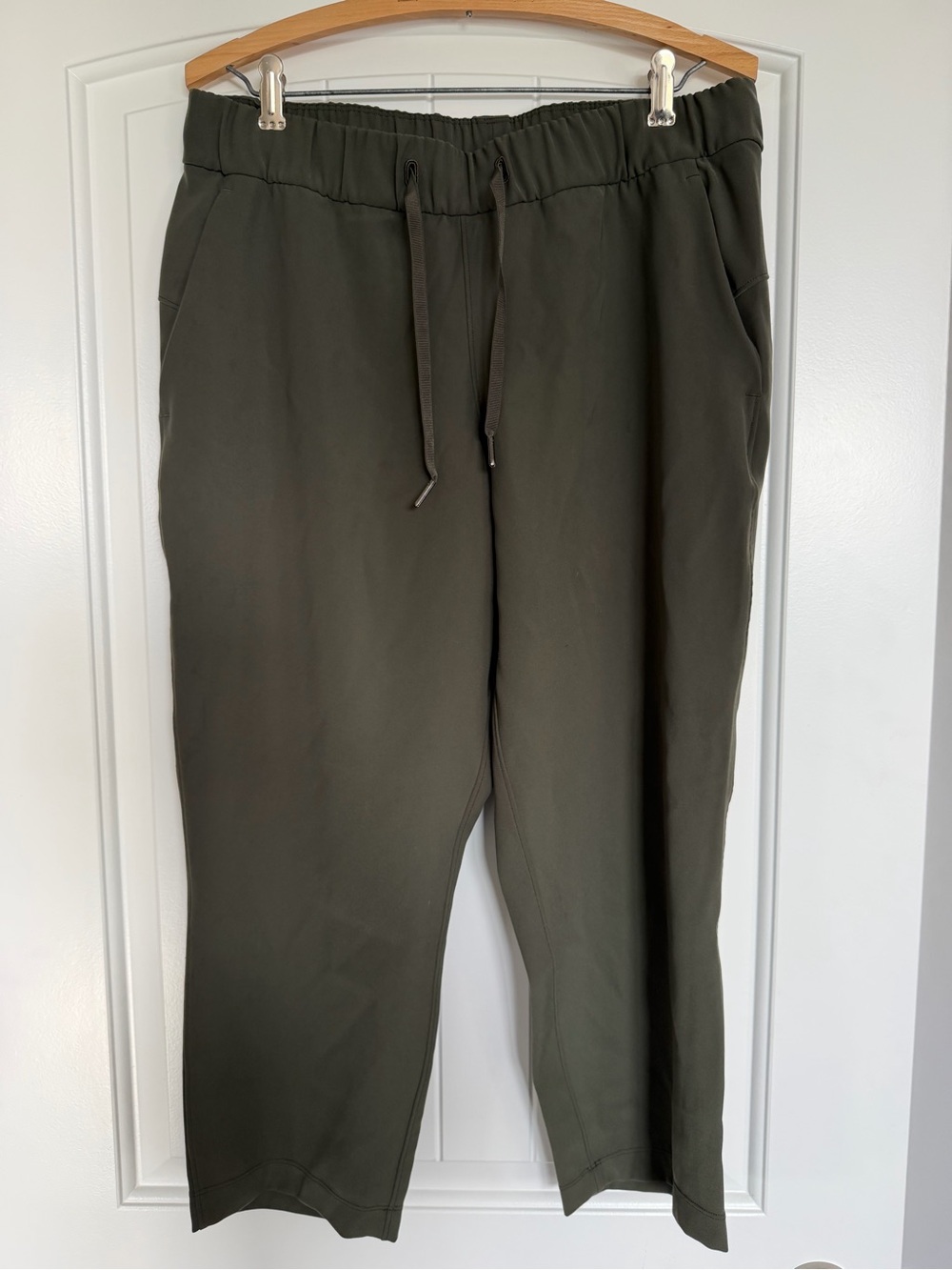 Lululemon Athletica Green Sweatpants Relaxed Fit Joggers